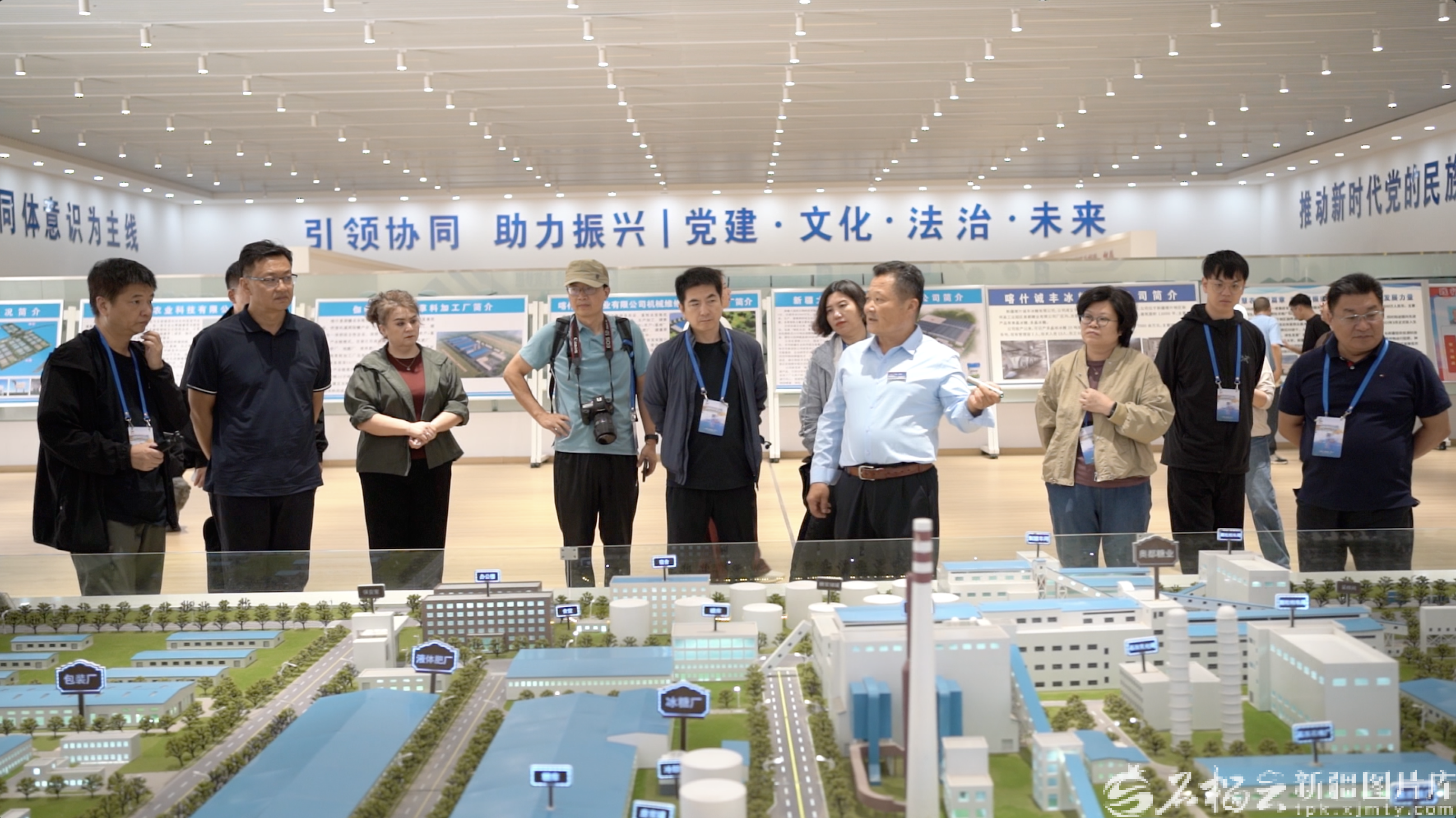 mmexport1758627661468